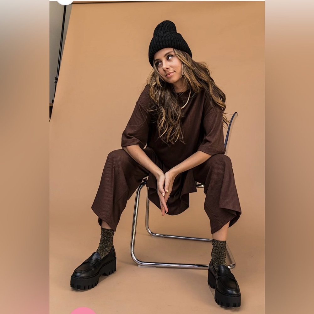 LALA ORIGINAL Dressed in LALA Lex Ribbed Playsuit in Mocha Jumpsuit Set (S) - Picture 8 of 17